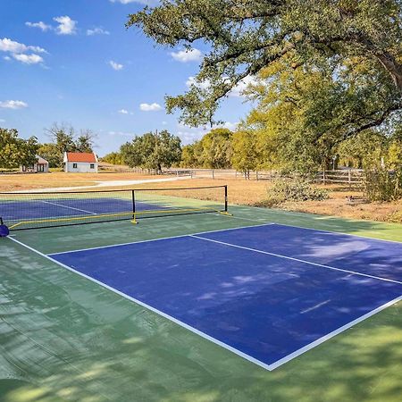 Container Home With Rooftop Views And Pickleball-Pecan Grove Bellmead Eksteriør billede