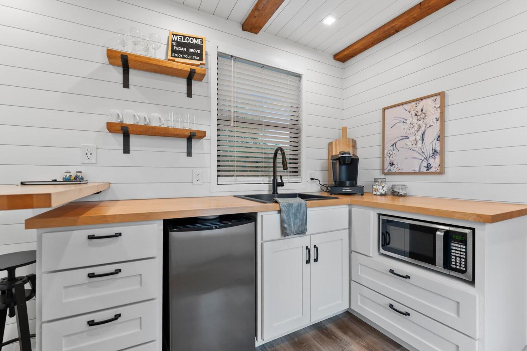 Container Home With Rooftop Views And Pickleball-Pecan Grove Bellmead Eksteriør billede